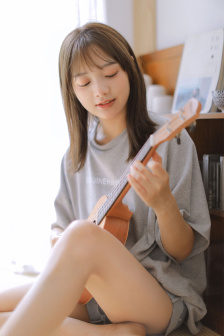 丰满出轨的女人